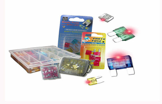 Araç bıçağı sigortası 32 V