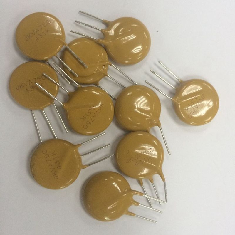 10mm Metal Oksit Varistor, 3 Leadten Yarar: Aşırı Akım Aşırı Gerilim Koruma Aygıtları